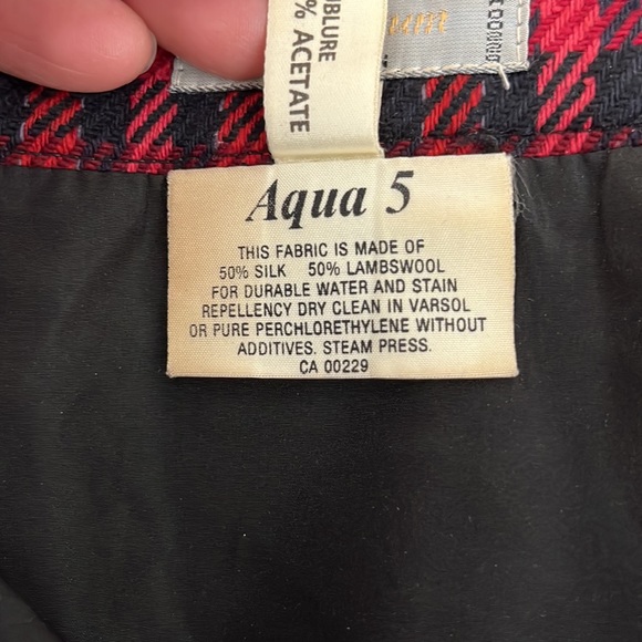 EUC Aquascutum suit - Picture 15 of 15